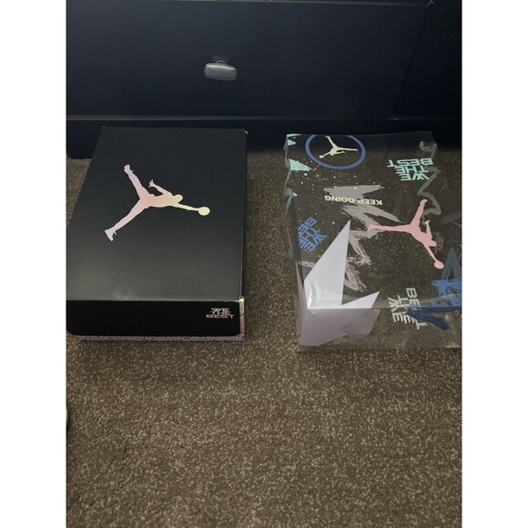 Size 9 - Jordan 5 Retro x DJ Khaled Mid We The Best - Crimson Bliss - Picture 5 of 8